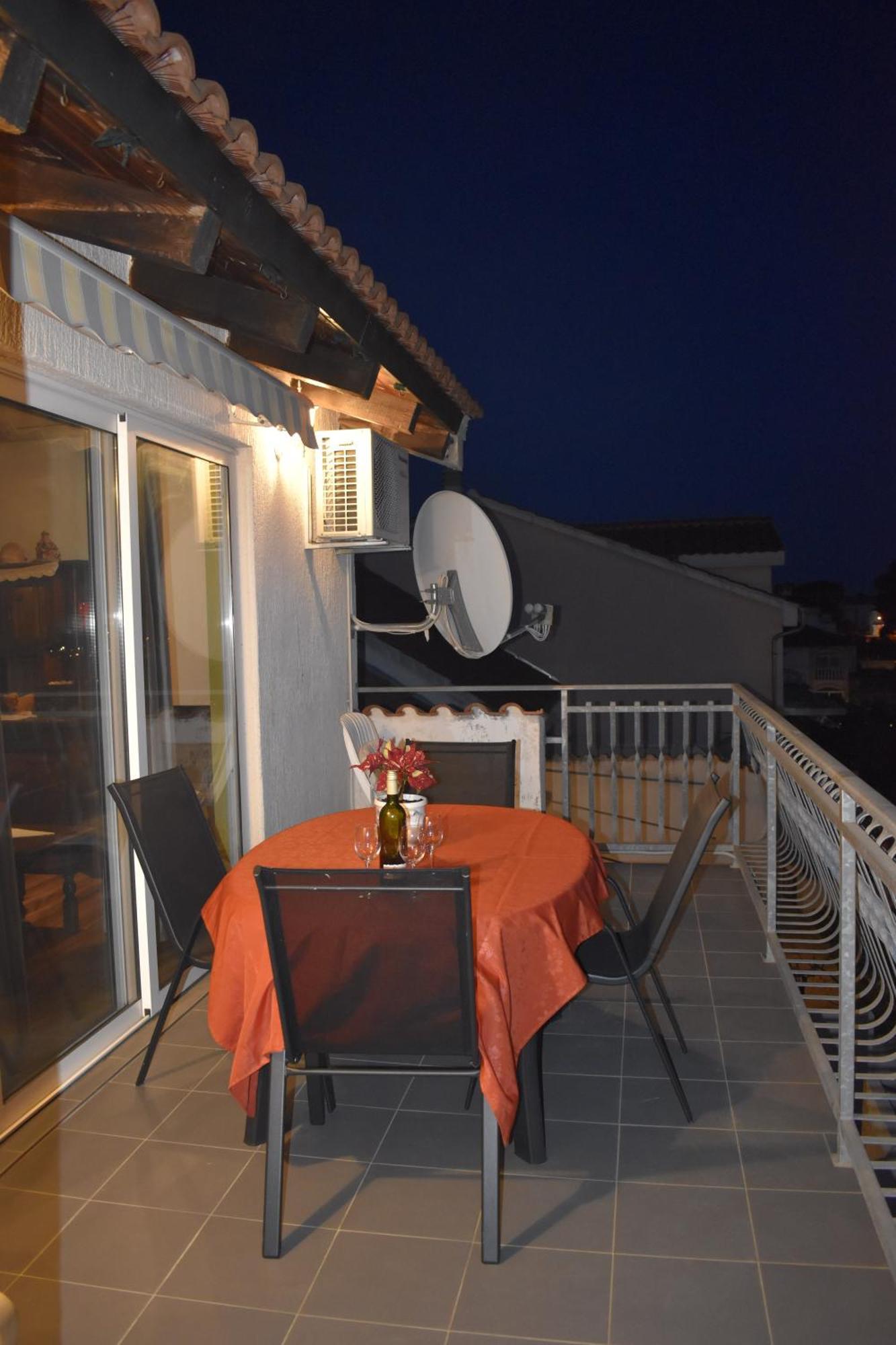 Apartman Marko Tribalj Exterior foto